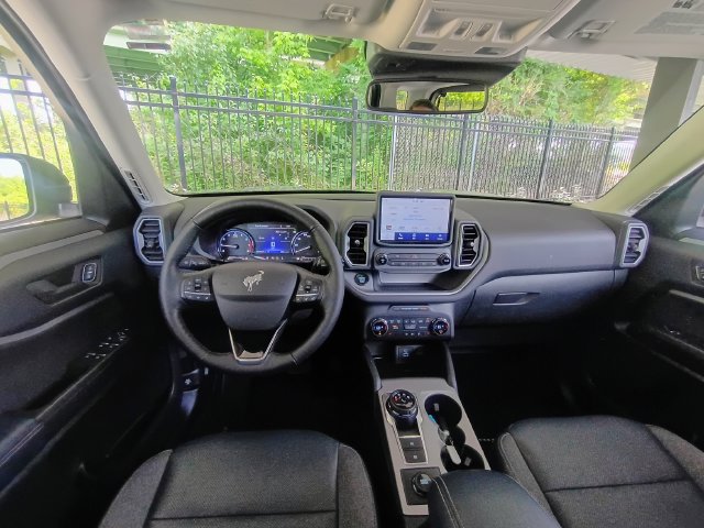 Used 2021 Ford Bronco Sport Outer Banks w/ Outer Banks Package AWD/4WD image 30