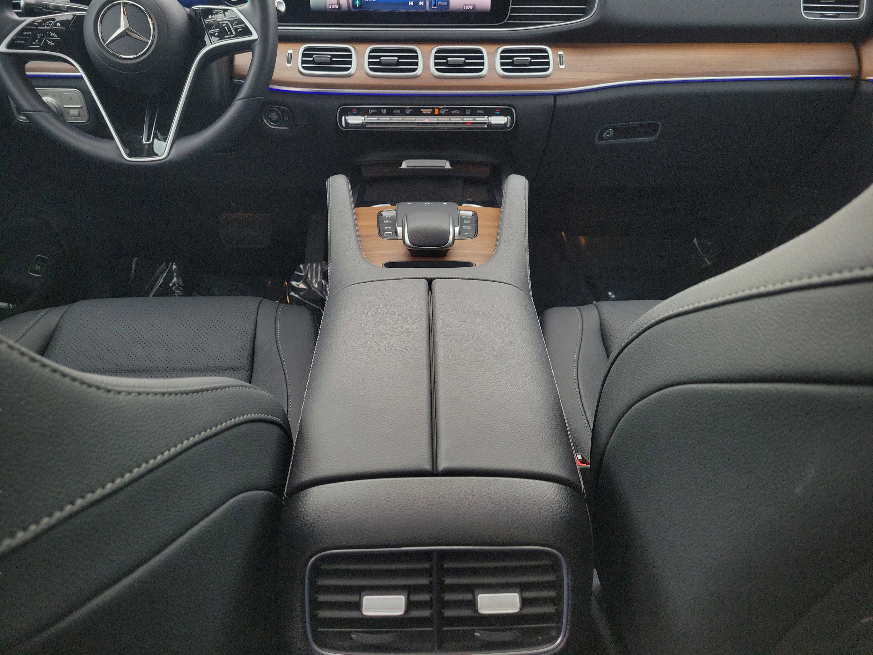 Certified 2026 Mercedes-Benz GLE 350 4MATIC image 8