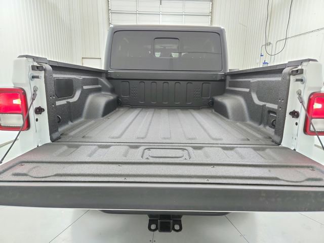 New 2026 Jeep Gladiator Sport AWD/4WD image 45