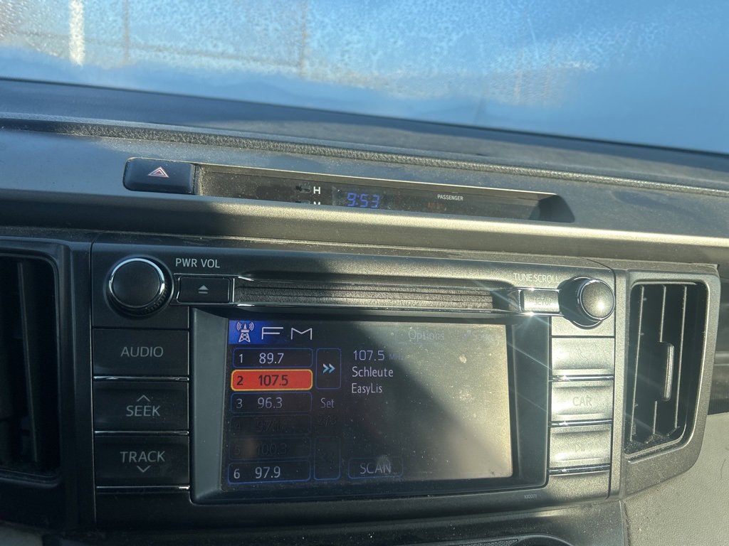 Used 2013 Toyota RAV4 LE image 26