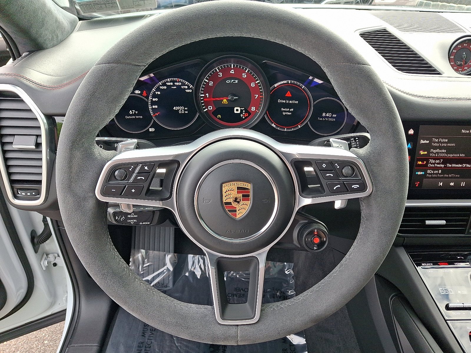 Used 2022 Porsche Cayenne GTS AWD/4WD image 19