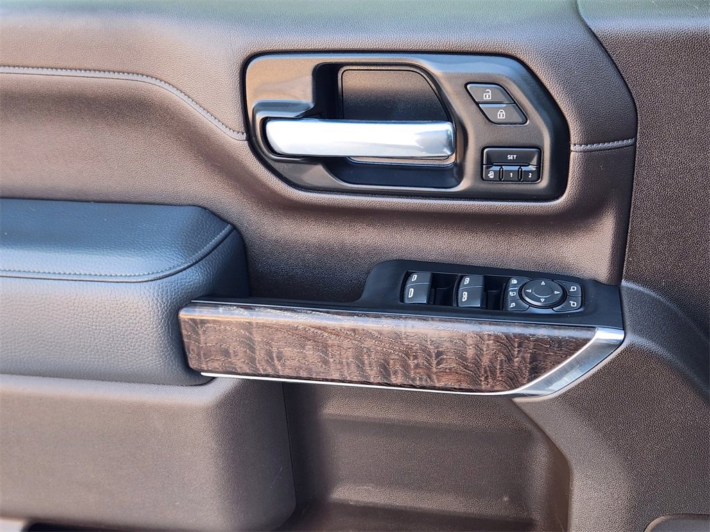 Used 2022 GMC Sierra 2500 Denali w/ Denali Ultimate Package image 22