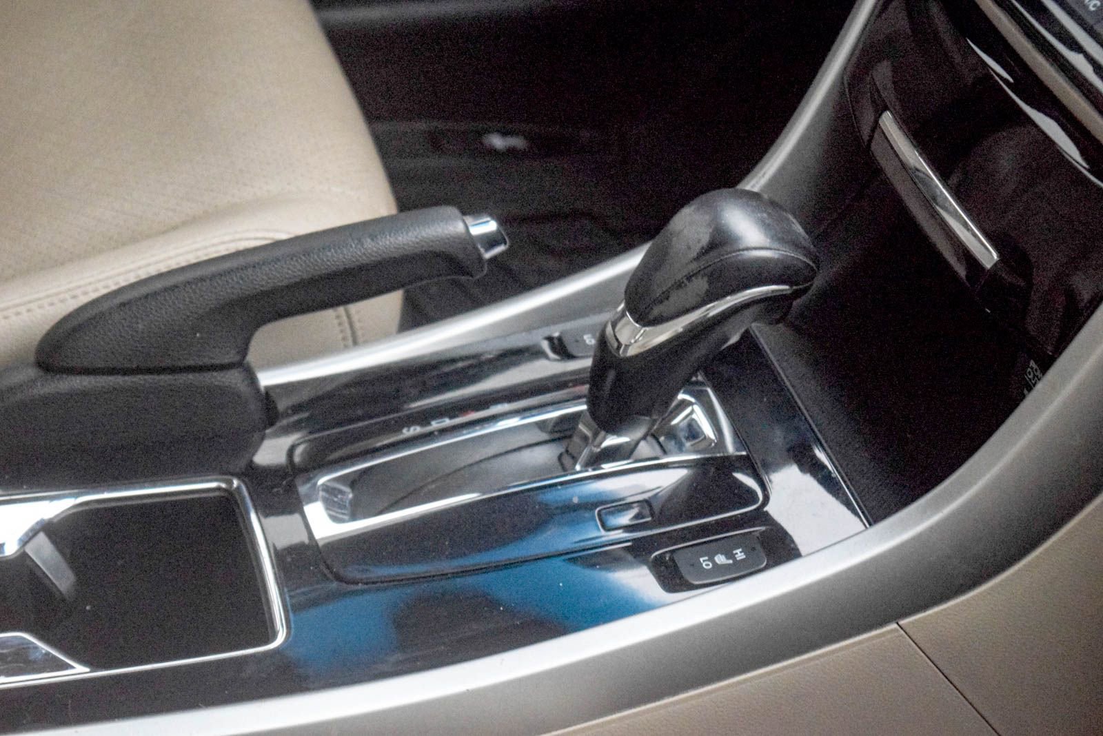 Used 2017 Honda Accord EX-L image 20