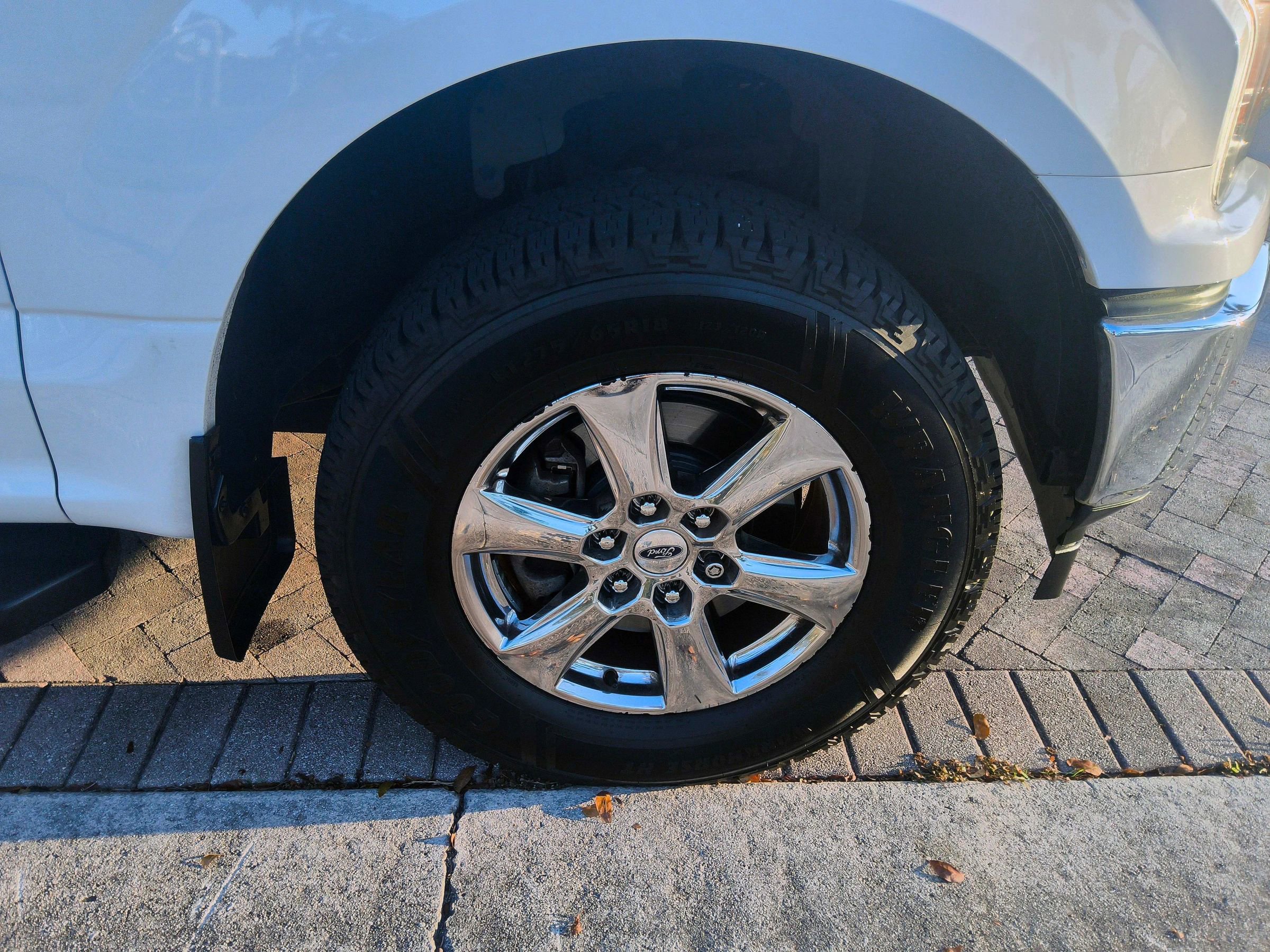 Used 2018 Ford F150 XLT w/ XTR Package image 42