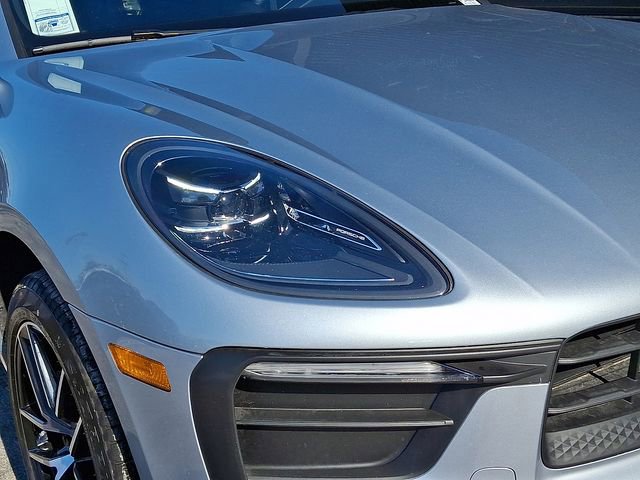 New 2025 Porsche Macan image 10