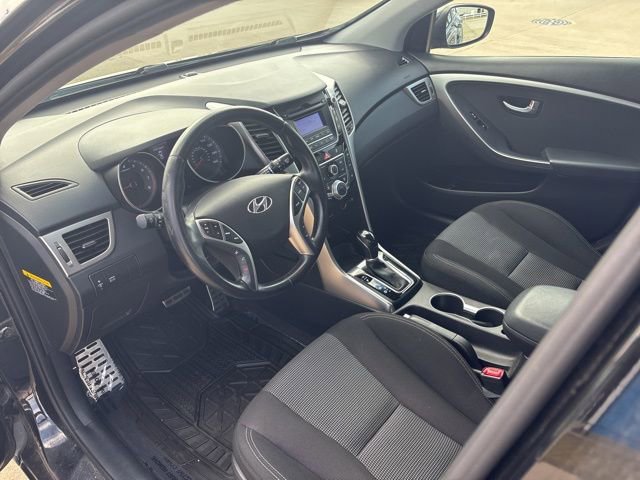 Used 2013 Hyundai Elantra GT w/ Touch & Go Pkg image 12