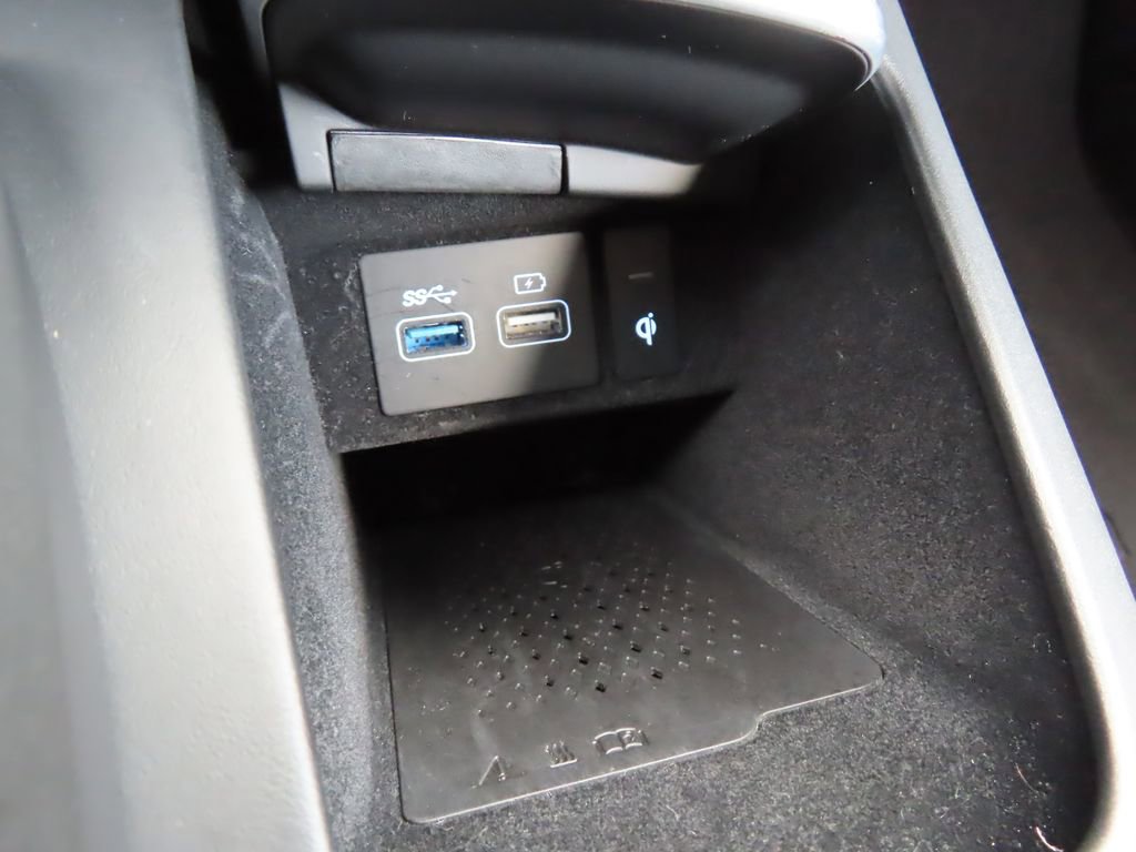 Used 2025 Genesis GV70 2.5T image 9