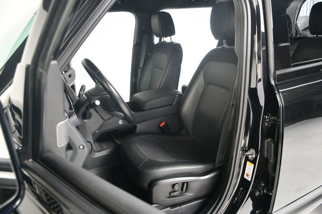 Used 2023 Land Rover Defender 110 X-Dynamic SE image 30