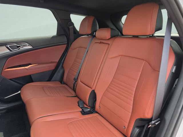 Certified 2024 Kia Sportage SX image 33