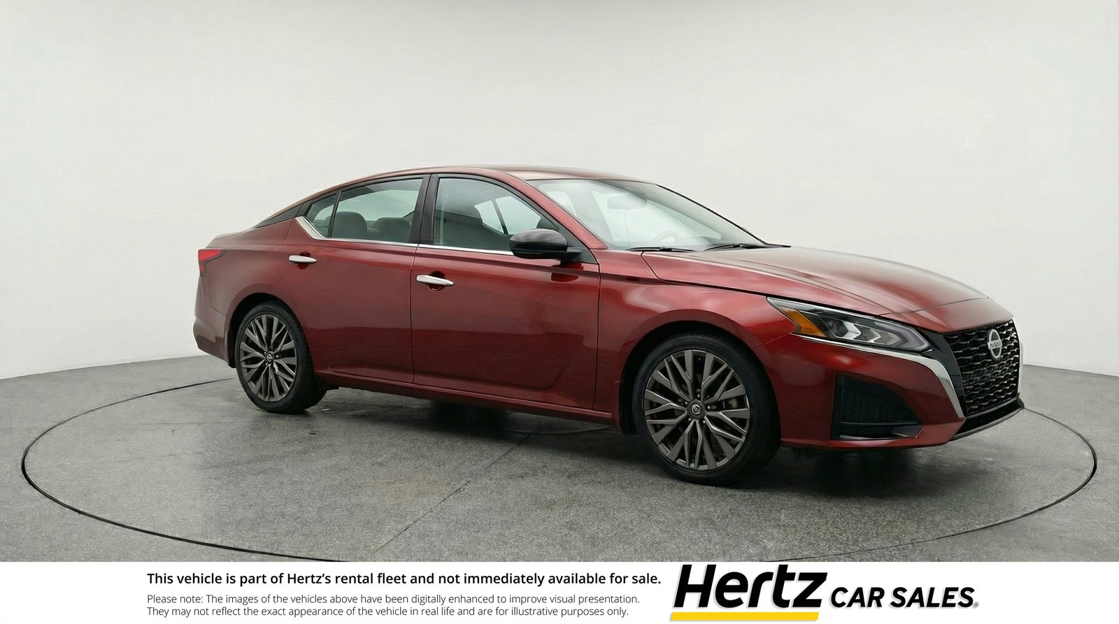 Used 2025 Nissan Altima 2.5 SV image 1