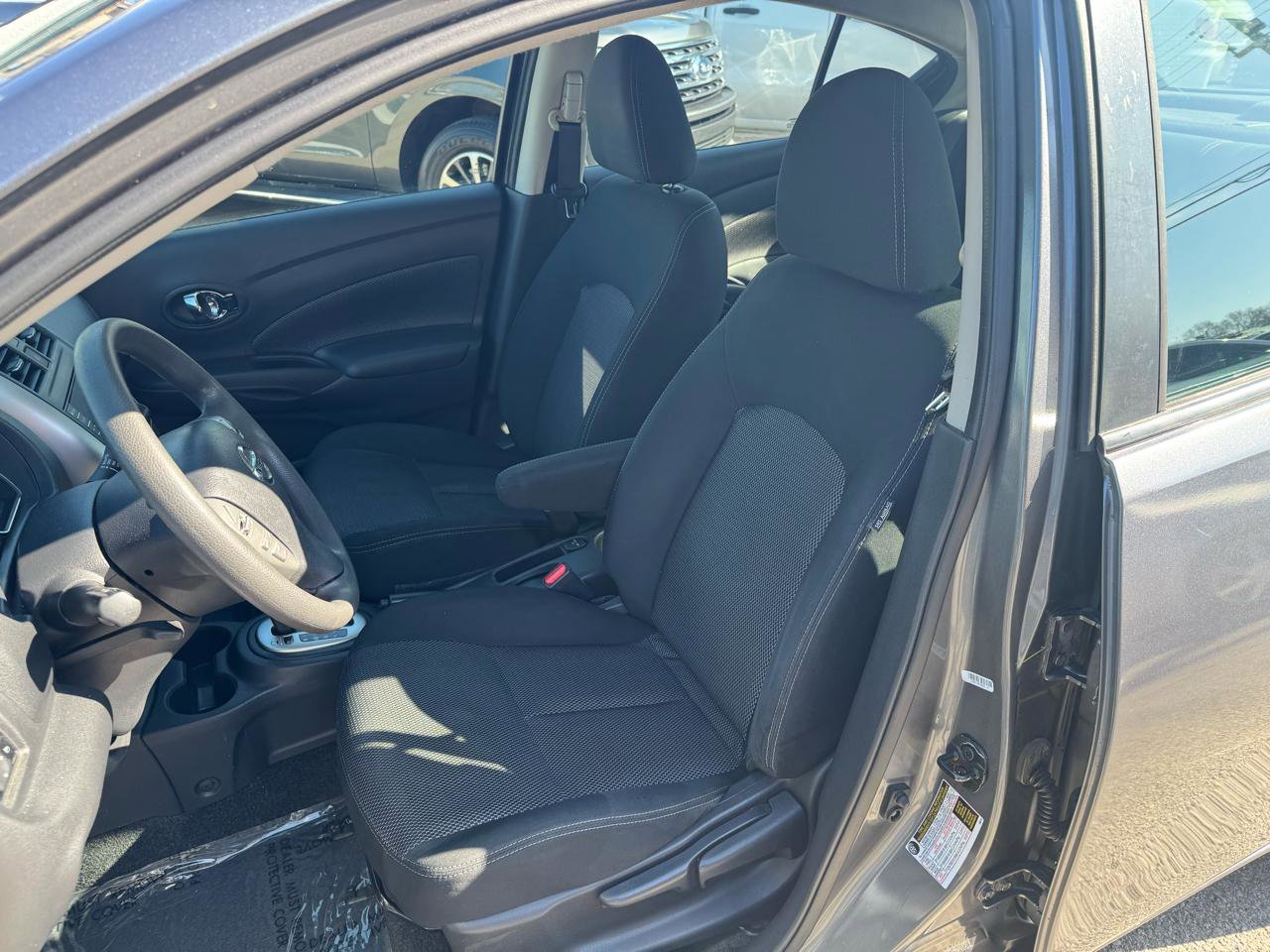 Used 2018 Nissan Versa SV image 12