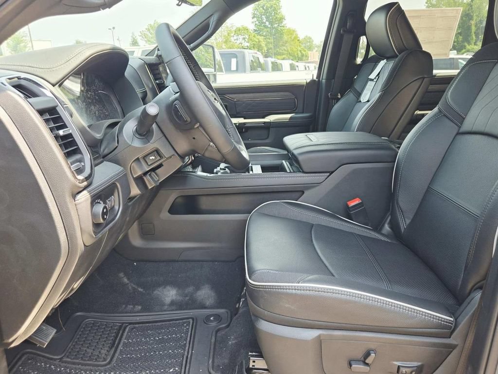 New 2026 RAM 3500 Limited AWD/4WD image 20