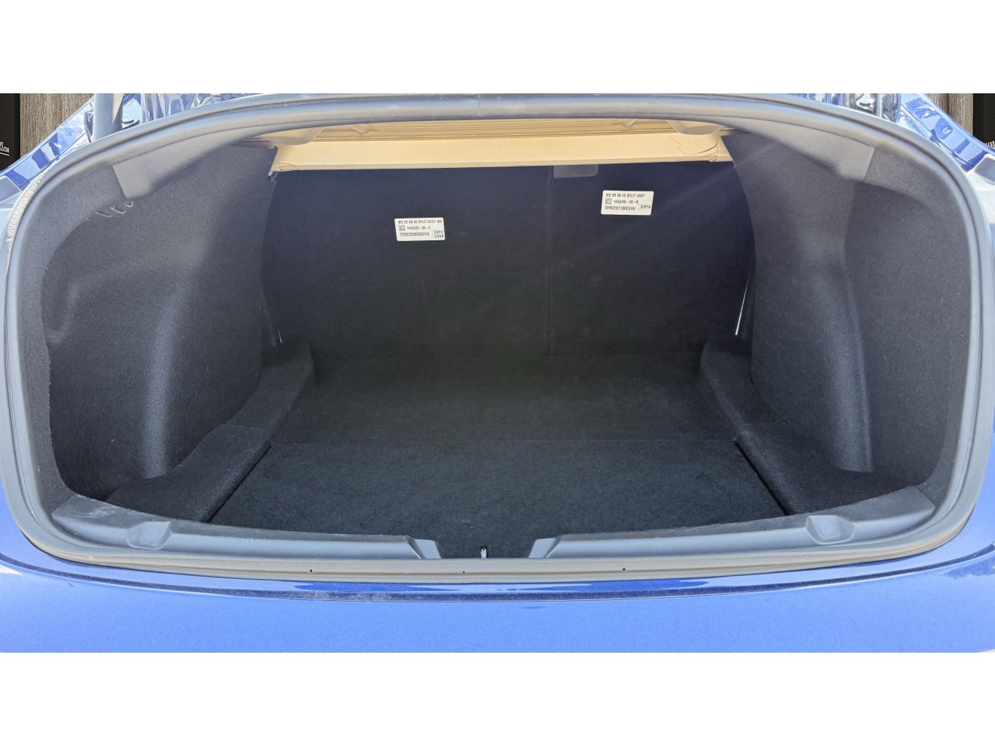 Used 2022 Tesla Model 3 Standard Range RWD image 9