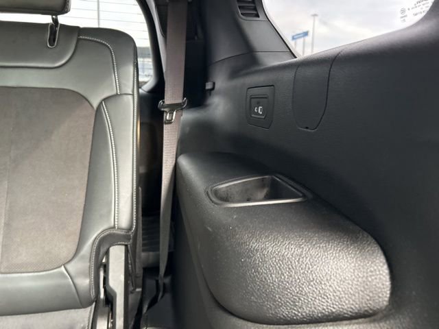 Used 2022 Jeep Grand Cherokee L Laredo RWD image 44