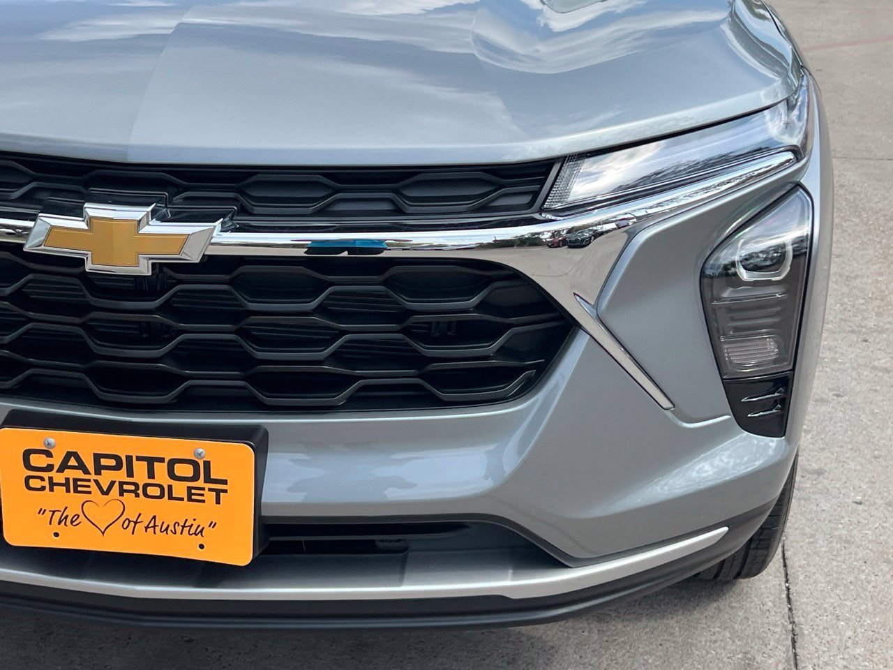 New 2026 Chevrolet Trax LT w/ LT Convenience Package FWD image 9