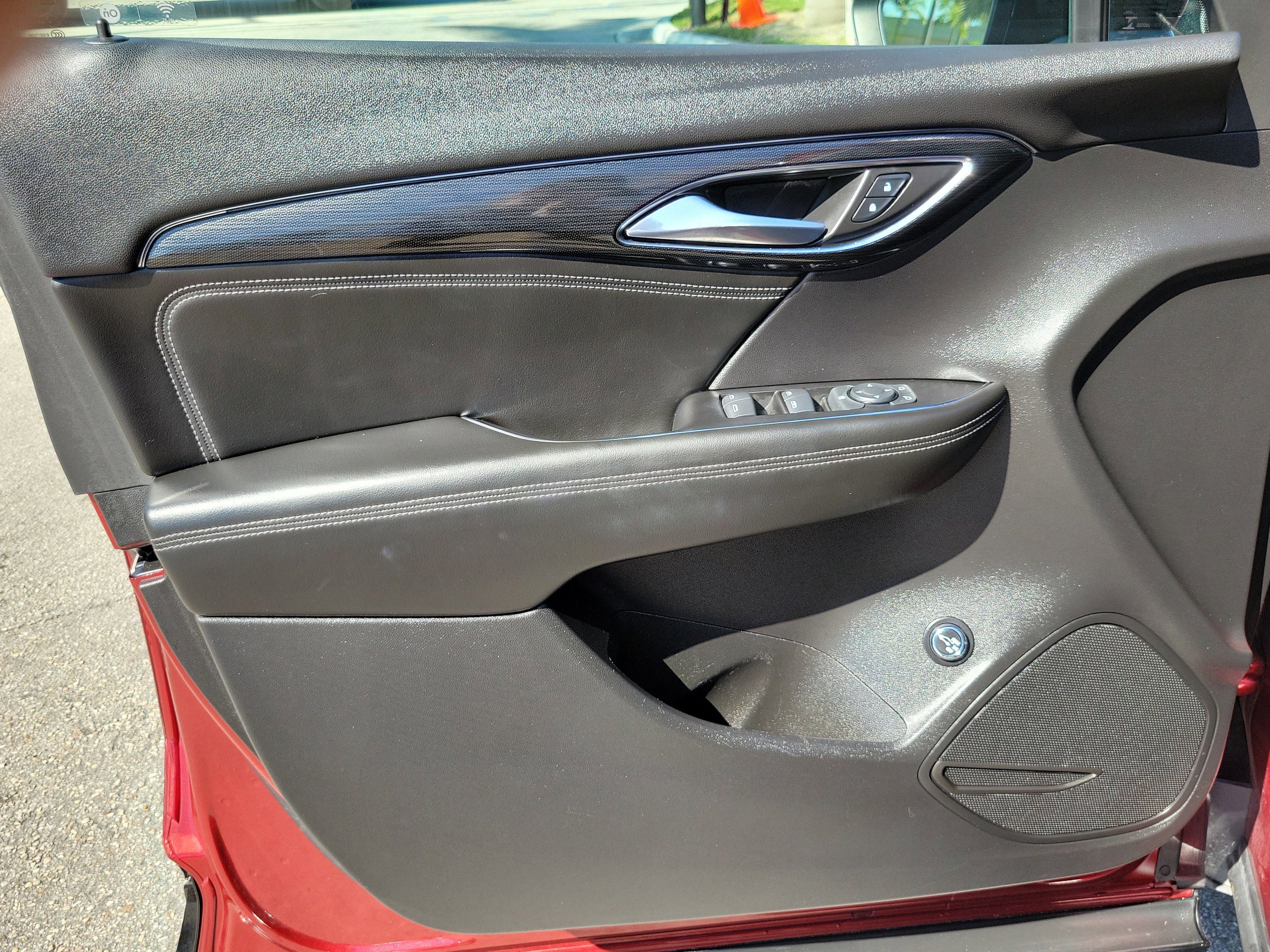 Used 2023 Buick Envision Preferred w/ Sport Touring Package AWD/4WD image 23