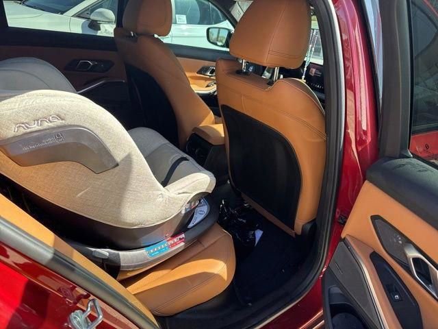 Used 2025 BMW 330i Sedan w/ M Sport Package image 35