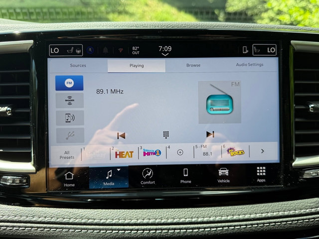 New 2026 Chrysler Pacifica Select image 28