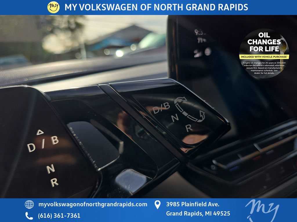 Used 2023 Volkswagen ID.4 Pro S AWD/4WD image 28