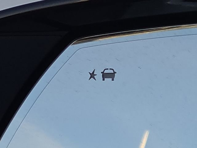 New 2026 GMC Yukon AT4 w/ AT4 Premium Package image 13