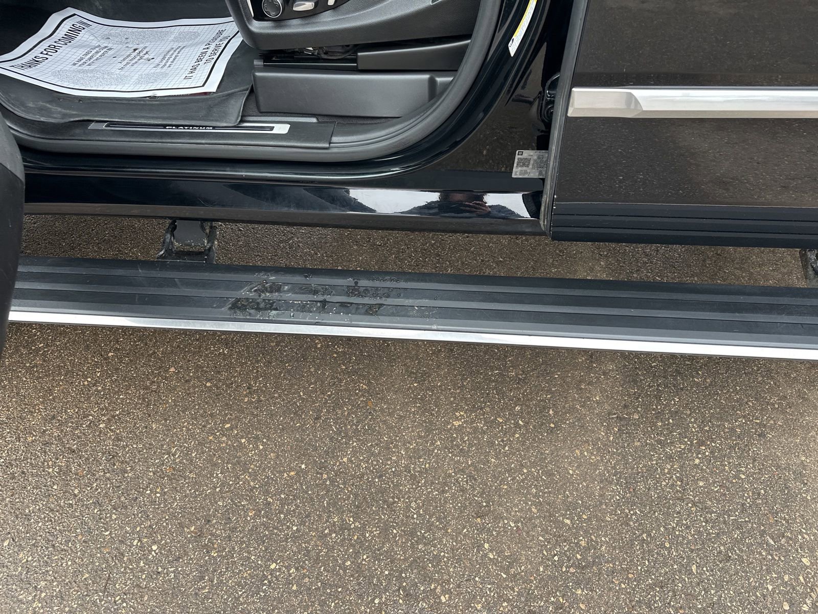 Used 2020 Cadillac Escalade ESV Platinum AWD/4WD image 12