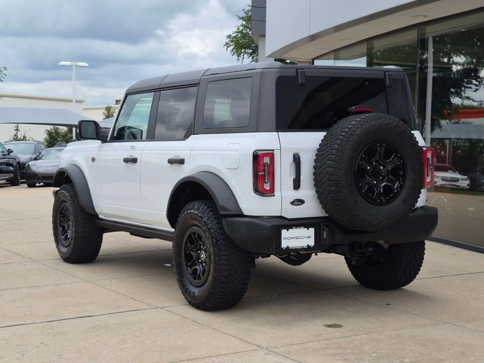 Used 2023 Ford Bronco Wildtrak AWD/4WD image 3