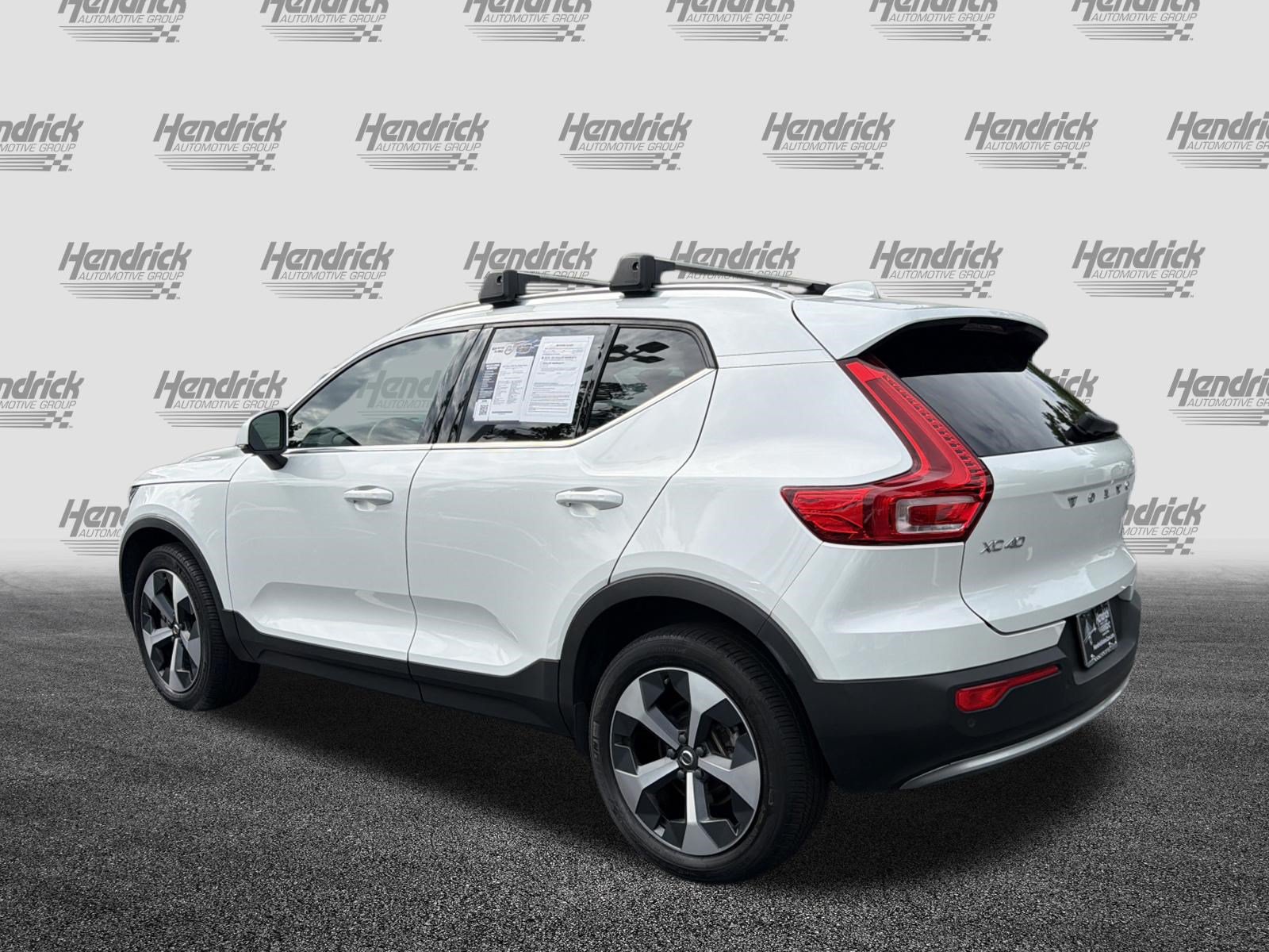 Certified 2023 Volvo XC40 B5 Plus w/ Protection Package Premier AWD/4WD image 8