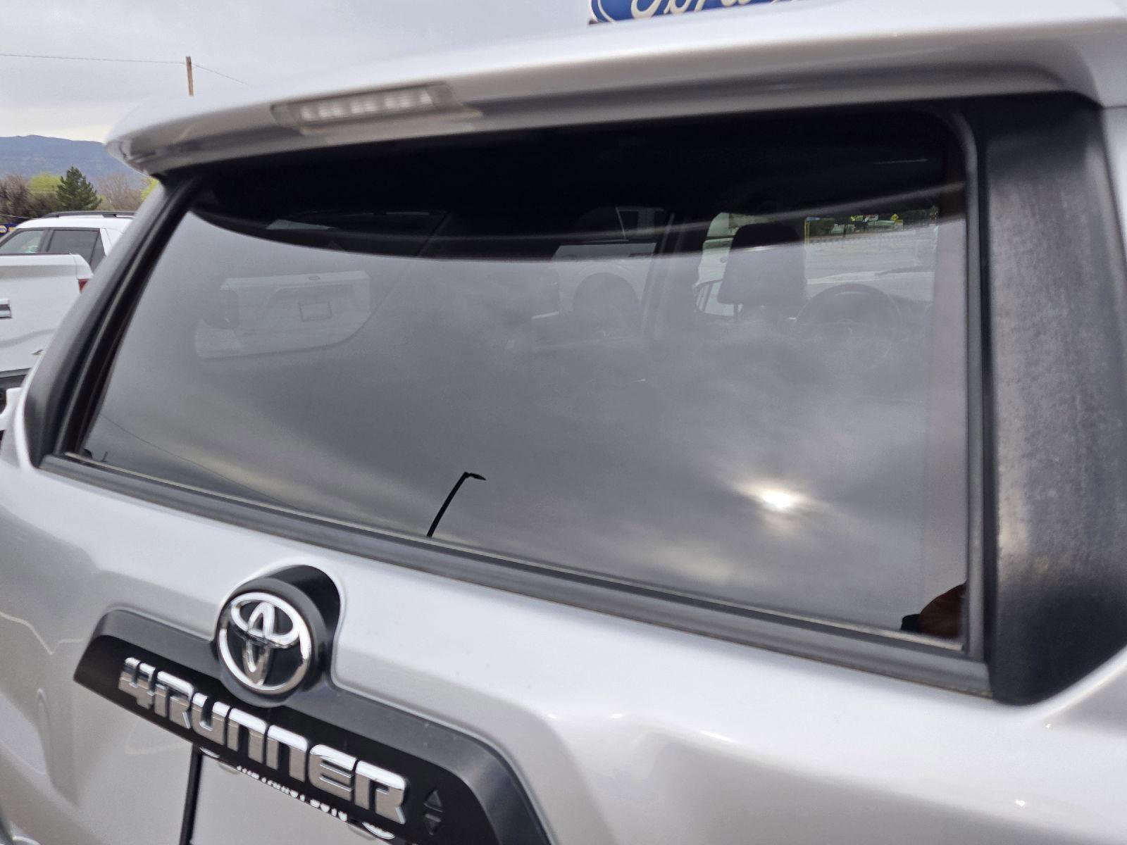 Used 2021 Toyota 4Runner TRD Off-Road Premium AWD/4WD image 54