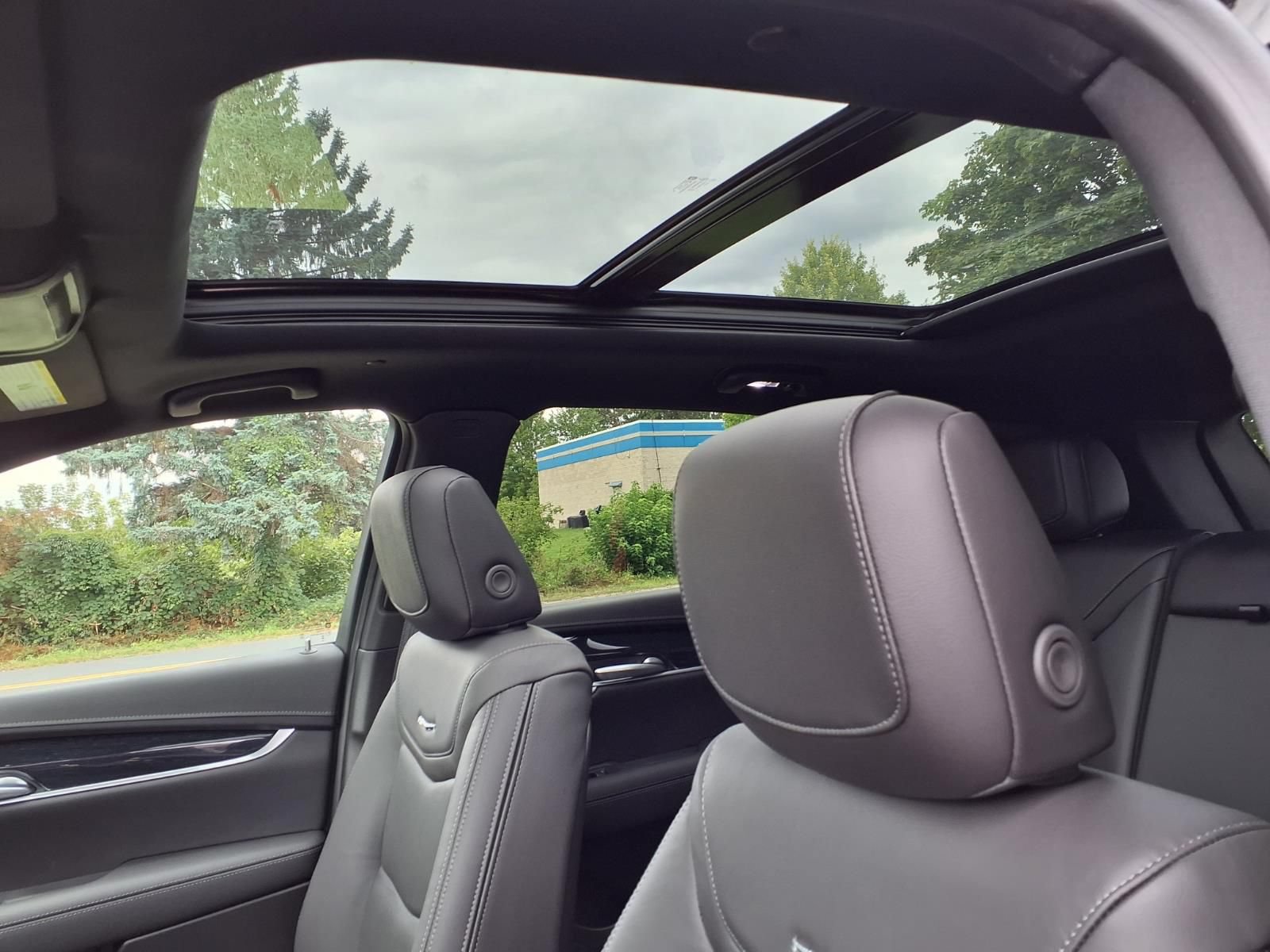 New 2026 Cadillac XT5 Premium Luxury w/ Driver Assist Package AWD/4WD image 16