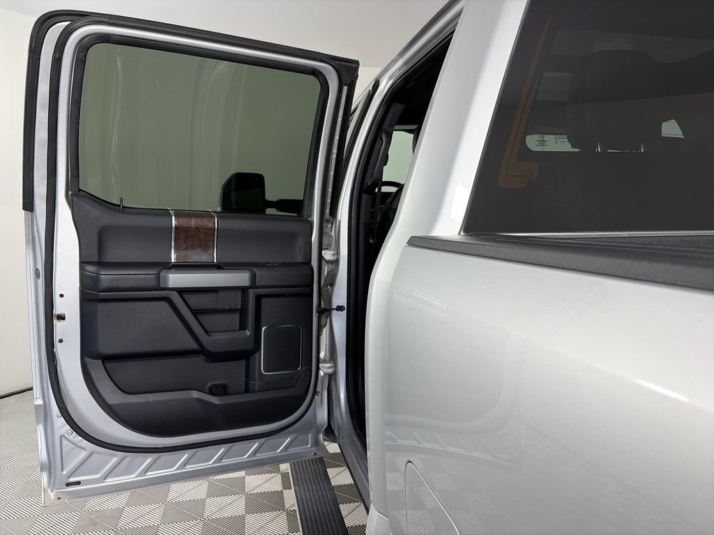 Used 2017 Ford F250 Platinum w/ Platinum Ultimate Package AWD/4WD image 12
