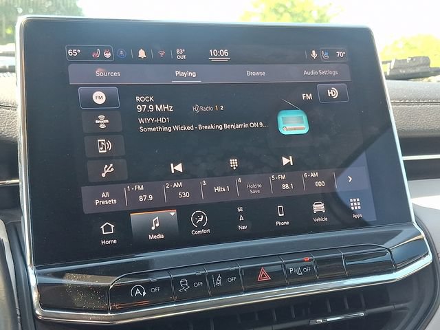 Used 2022 Jeep Compass Limited w/ Elite Group AWD/4WD image 17