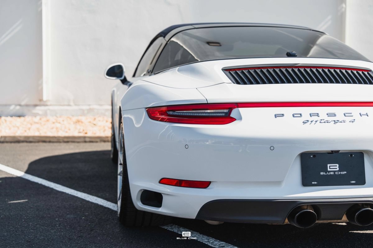 Used 2019 Porsche 911 Targa 4 AWD/4WD image 22