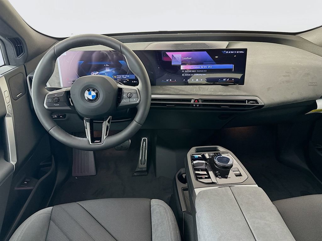 New 2026 BMW iX xDrive60 w/ M Sport Package image 30