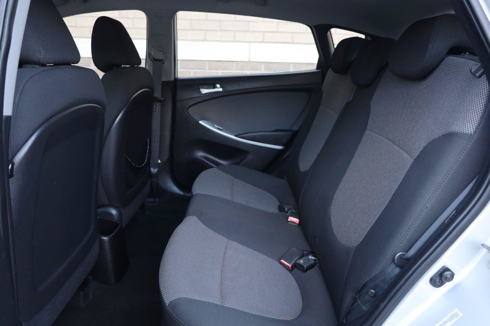 Used 2013 Hyundai Accent GS FWD image 21