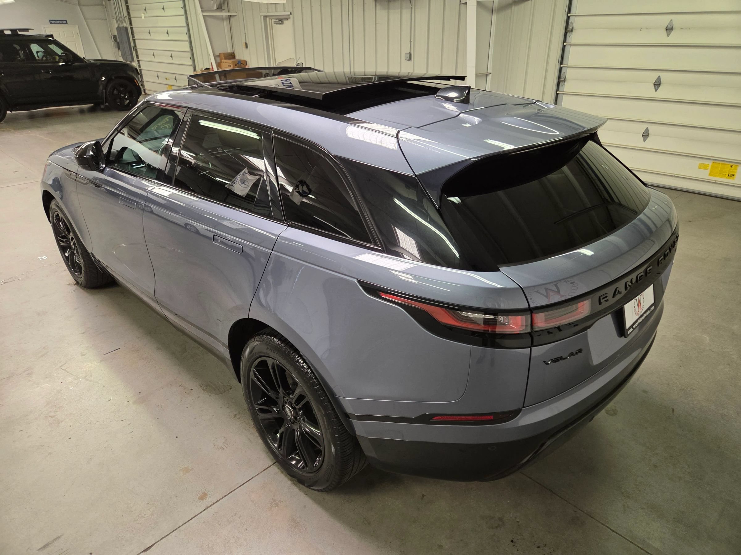 Used 2023 Land Rover Range Rover Velar R-Dynamic S AWD/4WD image 5