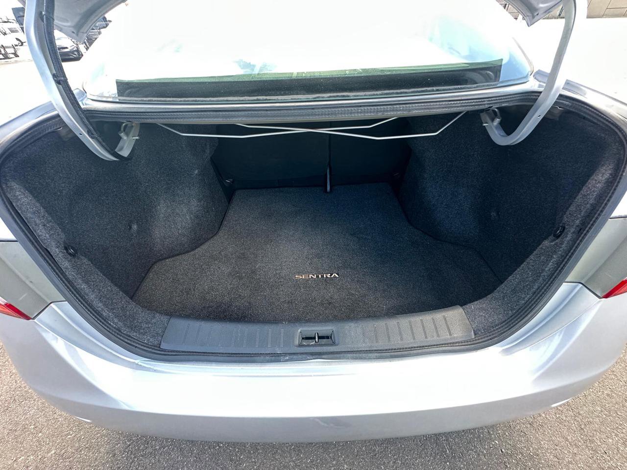 Used 2013 Nissan Sentra S FWD image 16