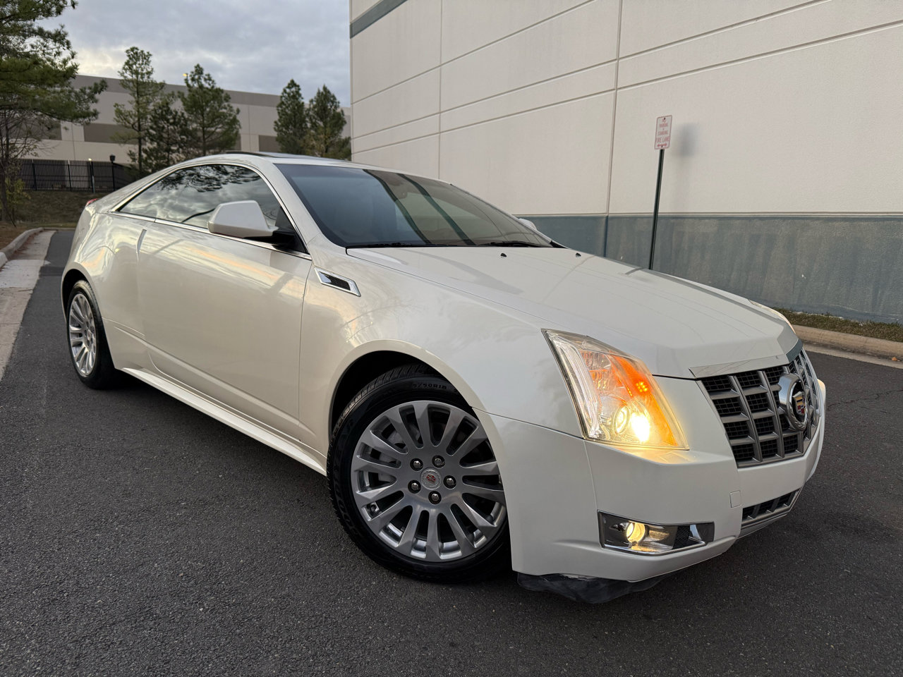Used 2014 Cadillac CTS Premium image 1