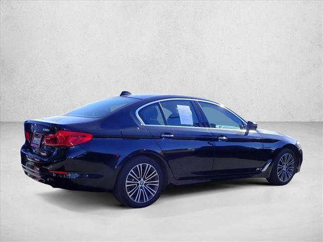Used 2018 BMW 530i xDrive w/ Premium Package image 3