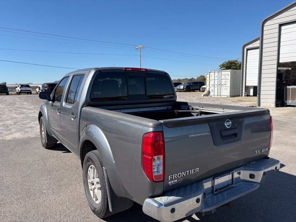 Used 2018 Nissan Frontier SV w/ Value Truck Package AWD/4WD image 9