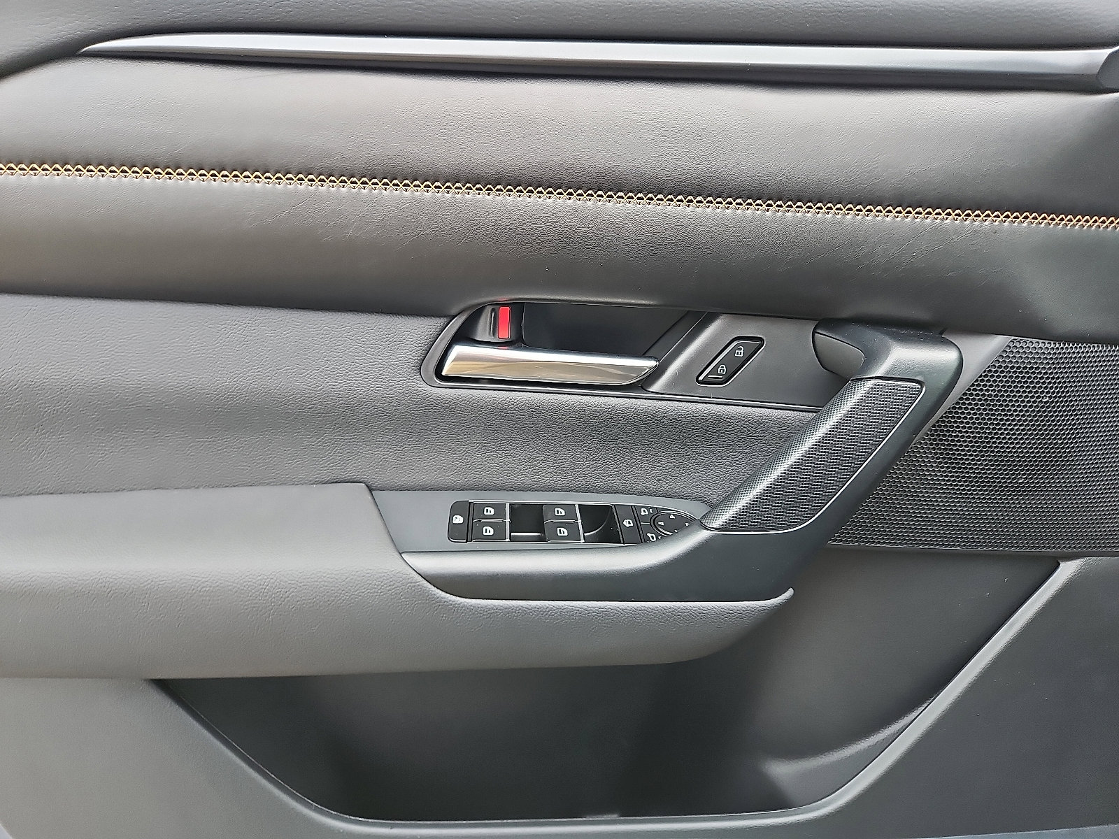 New 2026 MAZDA CX-50 2.5 Hybrid w/ Cargo Package image 10