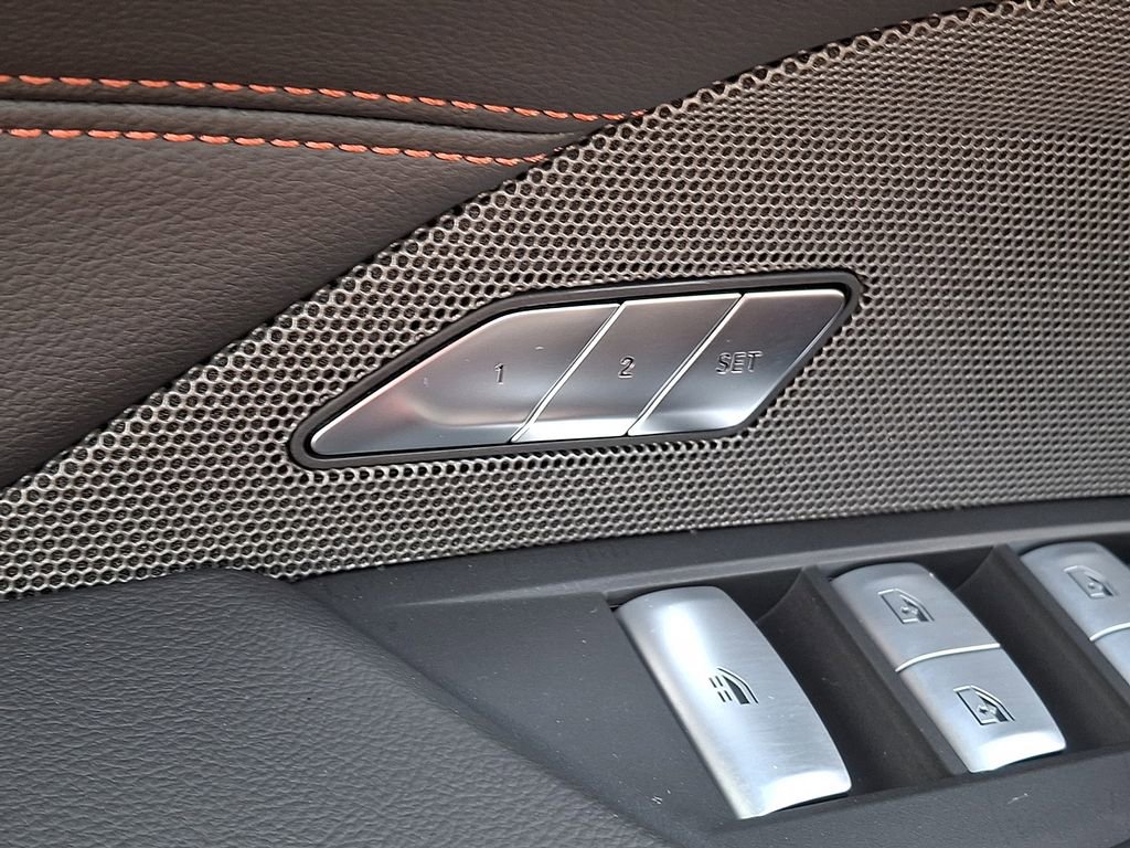 Used 2026 BMW M440i Convertible image 26