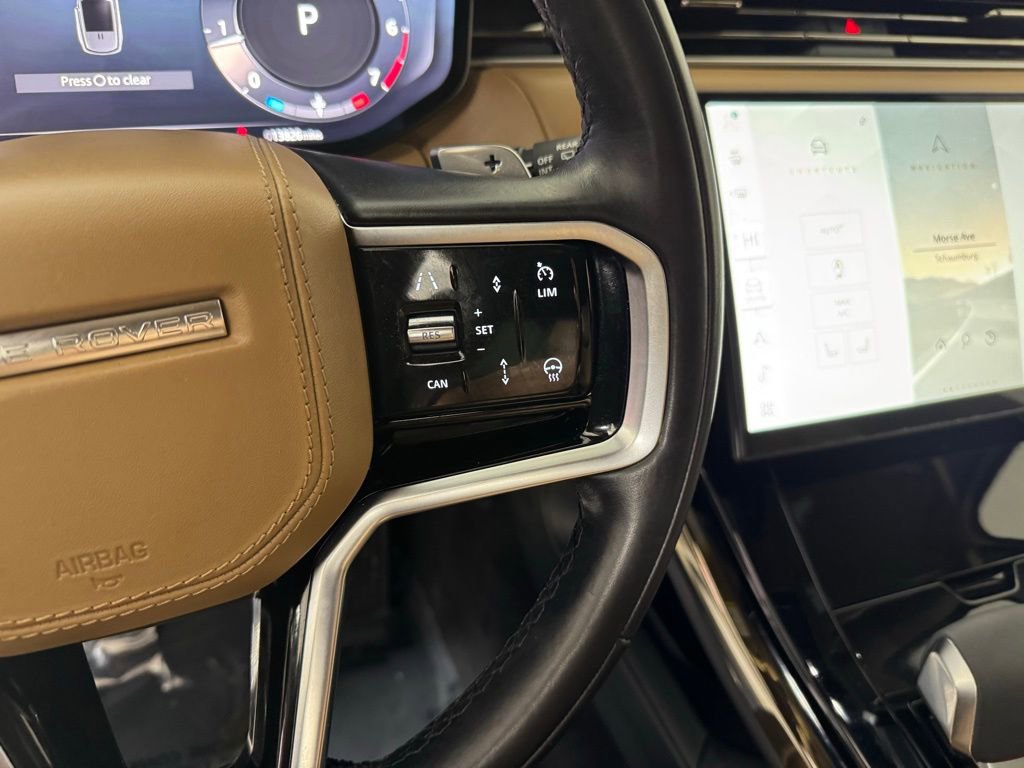 Used 2024 Land Rover Range Rover Sport SE image 17