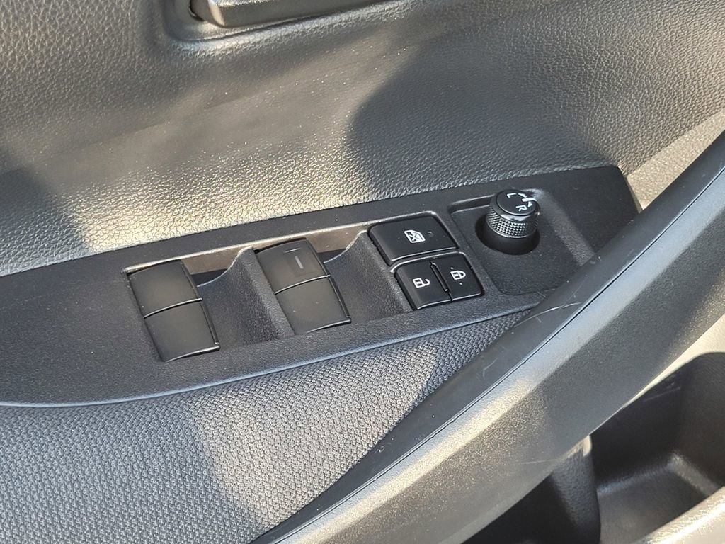 Used 2025 Toyota Corolla LE image 14