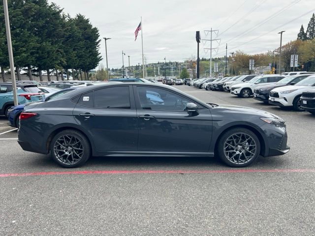 Used 2025 Toyota Camry SE w/ Convenience Package AWD/4WD image 4