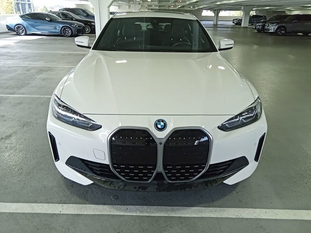 Used 2023 BMW i4 eDrive35 w/ Premium Package image 4