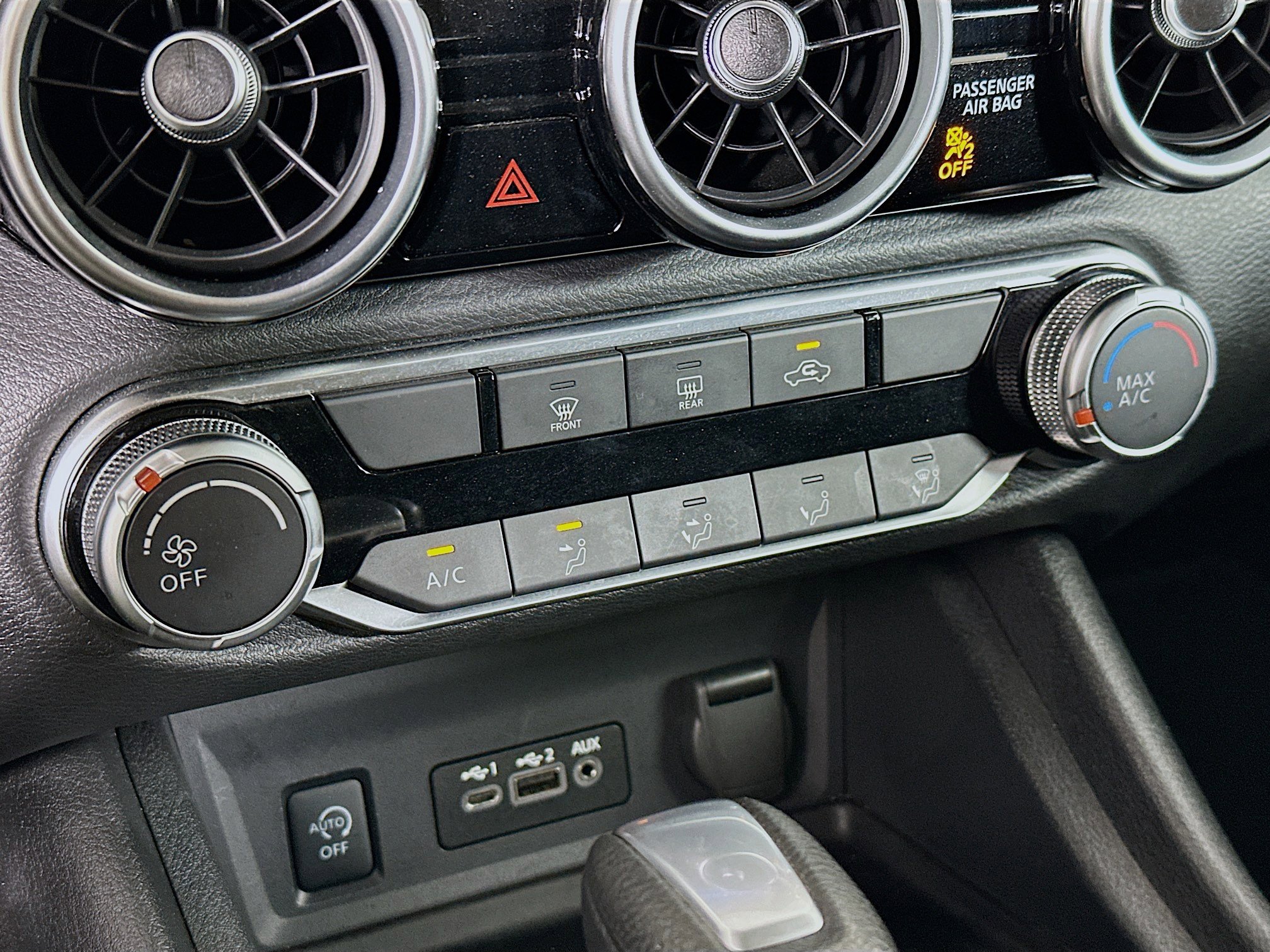 Used 2024 Nissan Sentra SV image 23