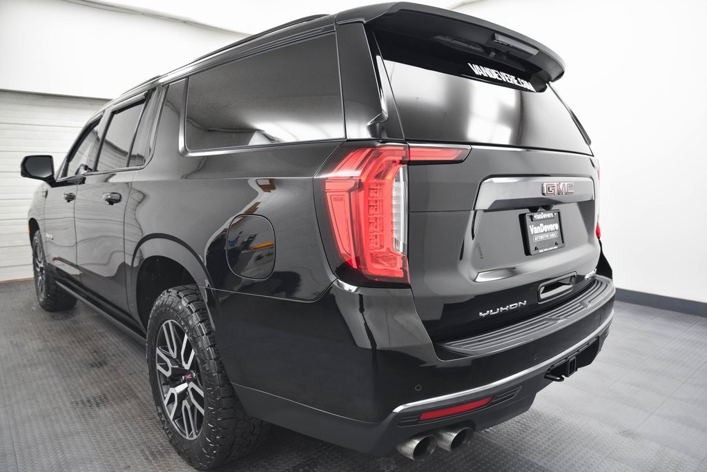 Used 2023 GMC Yukon XL AT4 image 5
