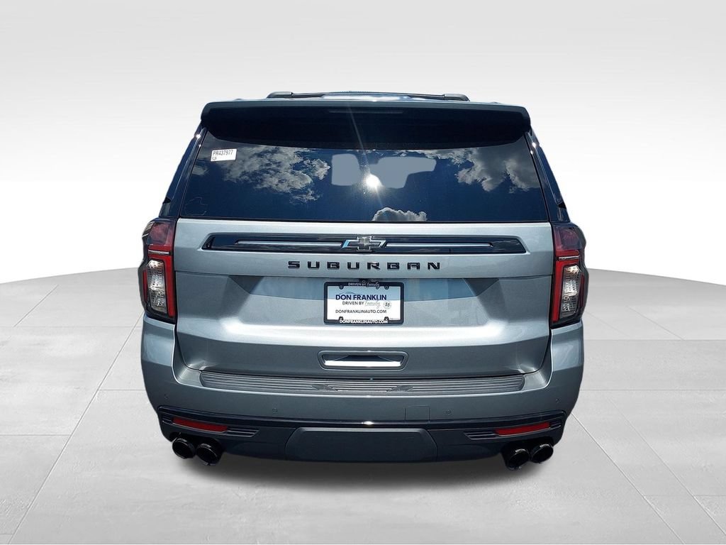 Used 2023 Chevrolet Suburban Z71 w/ Z71 Off-Road Package AWD/4WD image 4