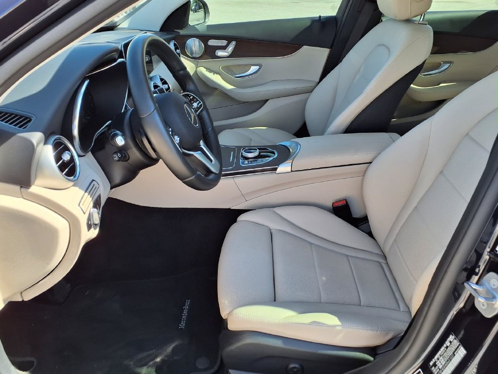 Used 2021 Mercedes-Benz C 300 4MATIC Sedan image 23
