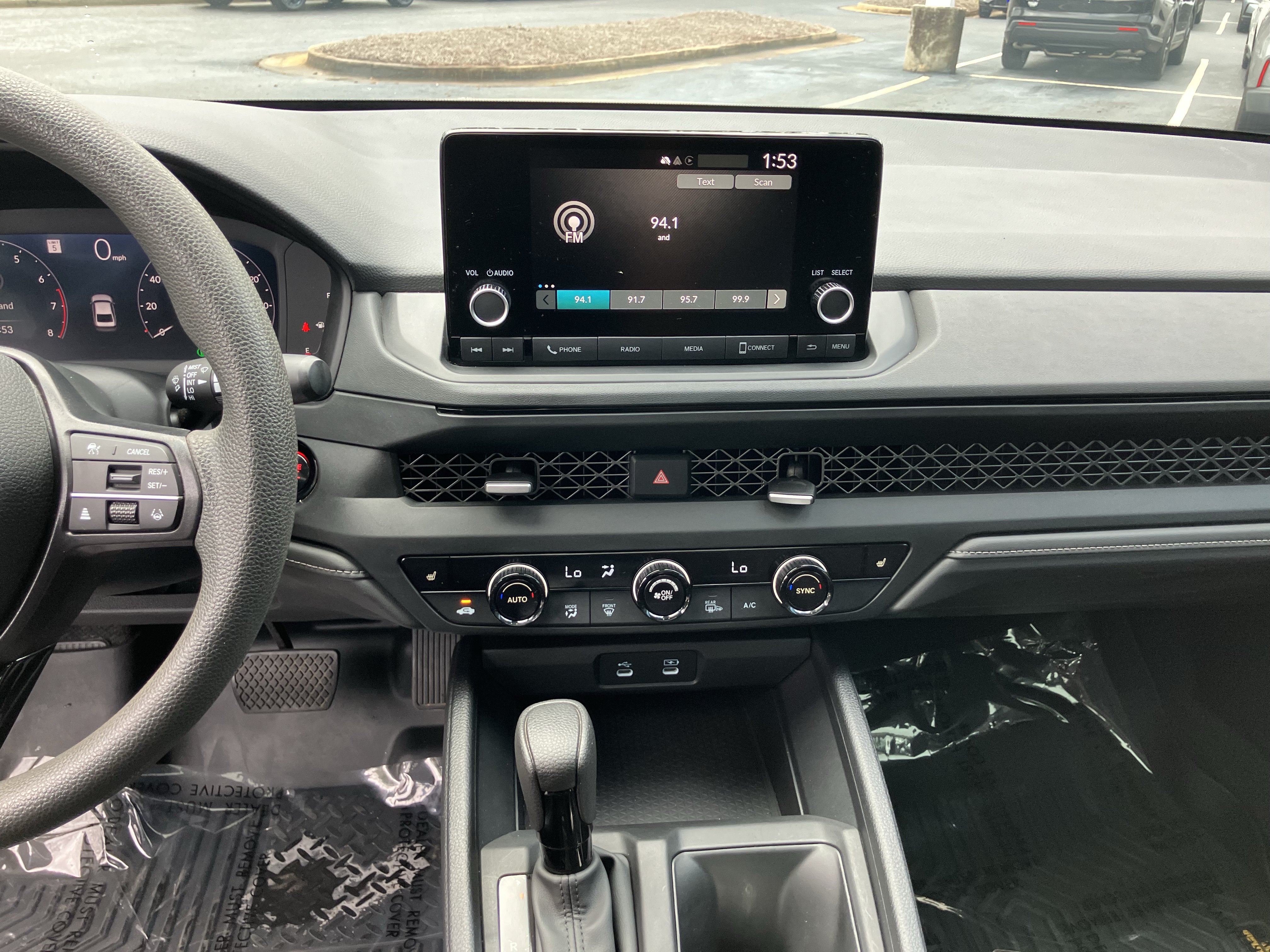 Used 2025 Honda Accord SE image 25